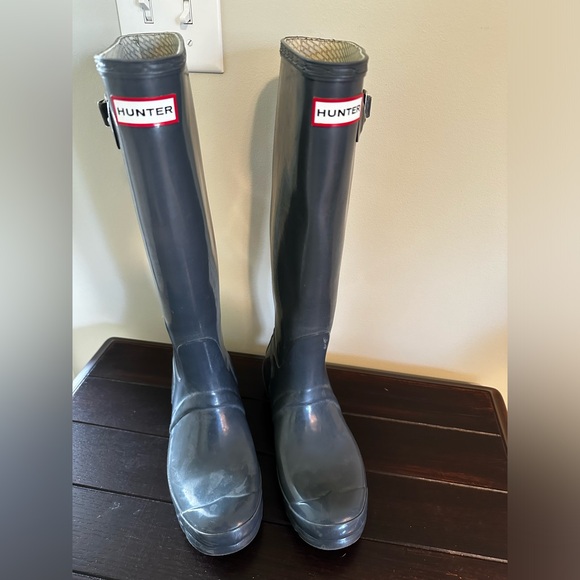 Grey tall Hunter boots. Used with some Jean stains on the inside - Picture 1 of 1